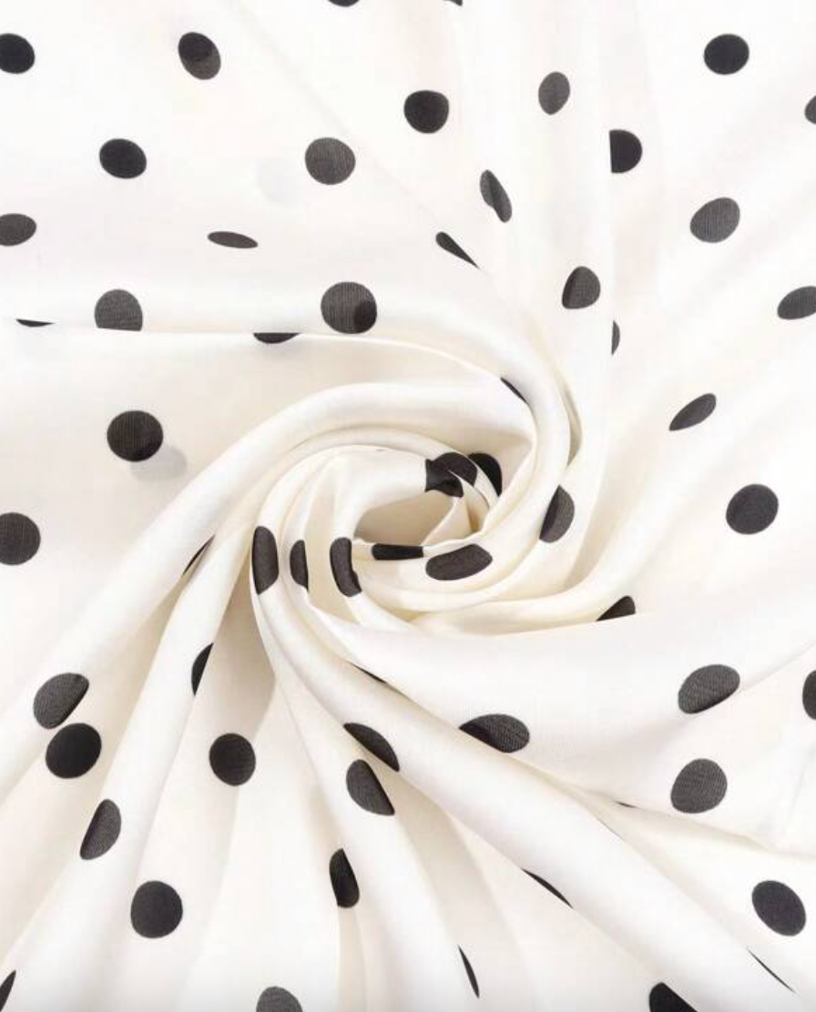 Pañuelo estampado con lunares