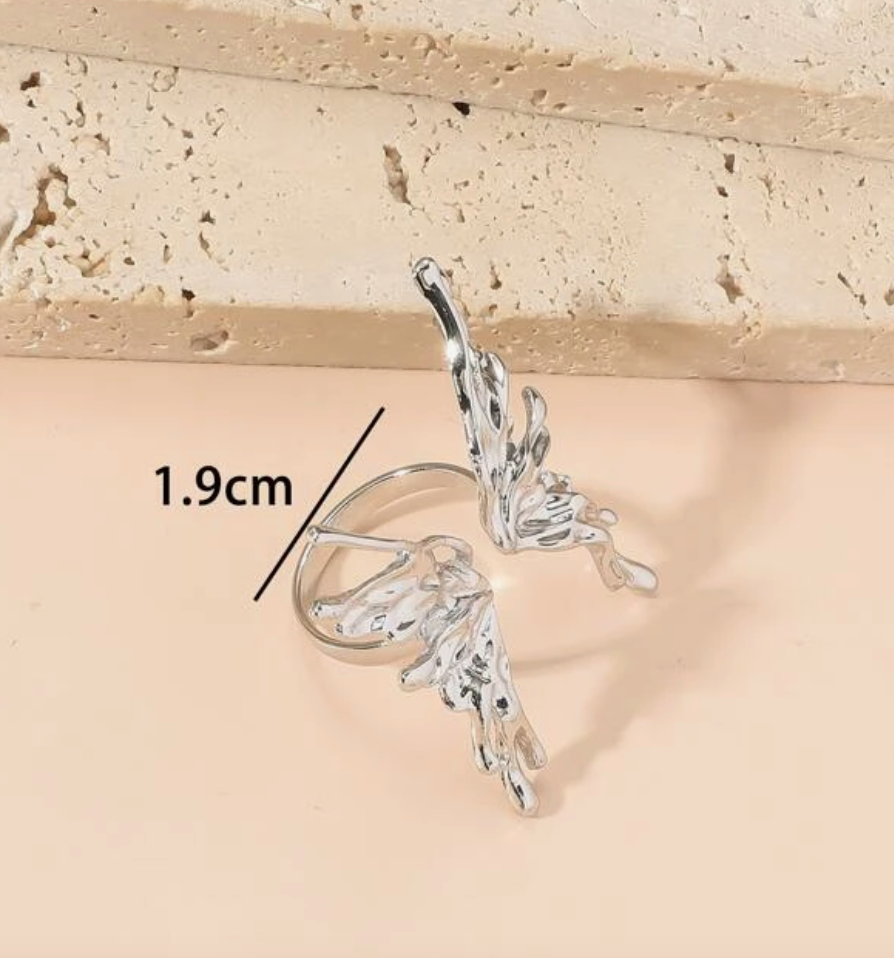 Anillo mariposa plateado