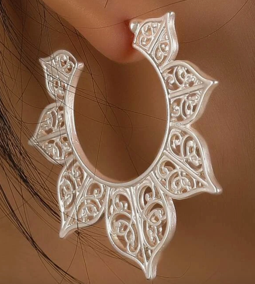 Pendientes de aro en flor