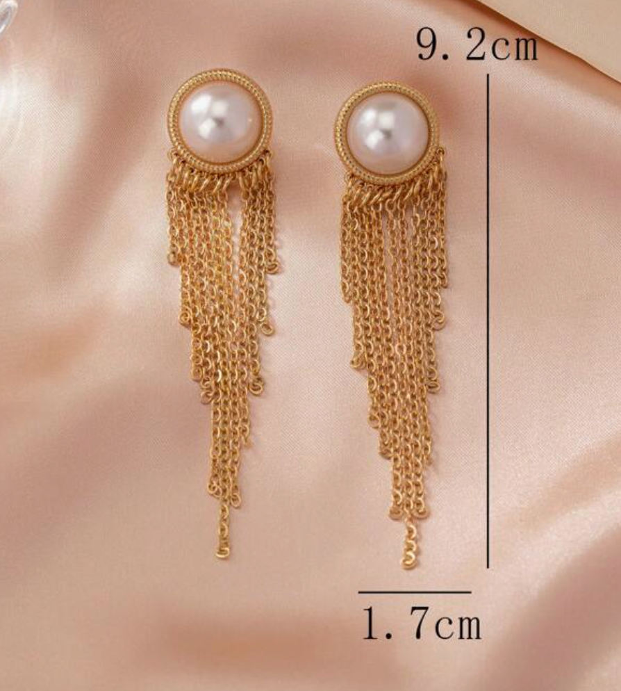 Pendientes perla y cadenas