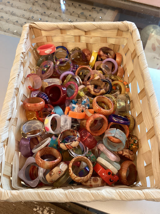 Anillo plástico*